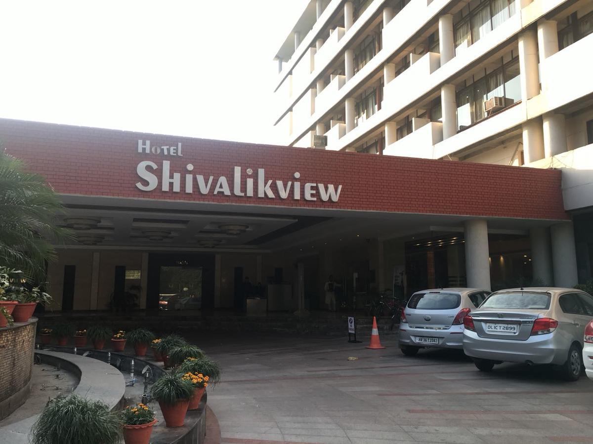 Hotel Shivalikview Chandīgarh Exteriör bild