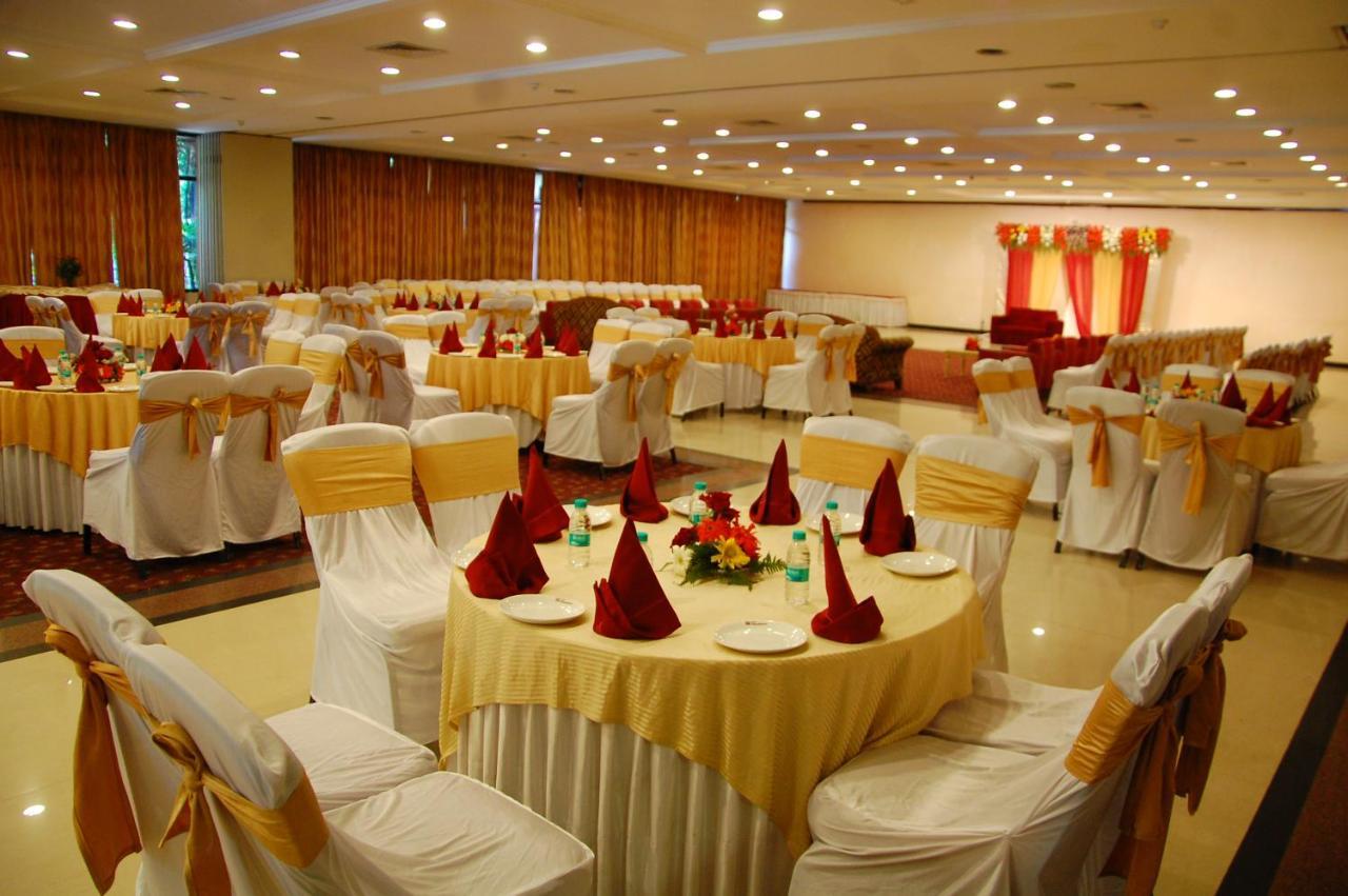 Hotel Shivalikview Chandīgarh Exteriör bild